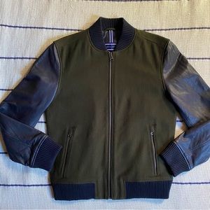 TOMMY HILFIGER VARSITY JACKET WITH LEATHER SLEEVES